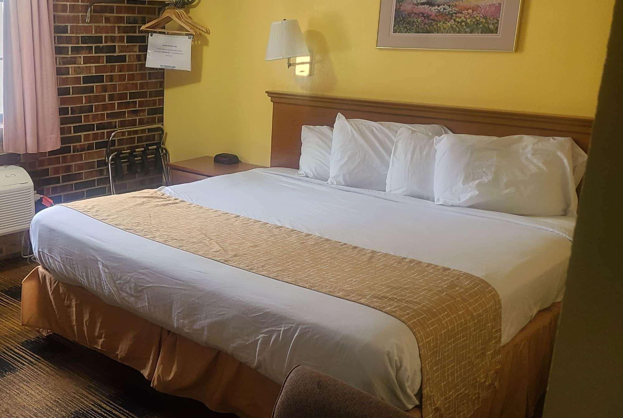 Travelodge By Wyndham Airport Platte City מראה חיצוני תמונה